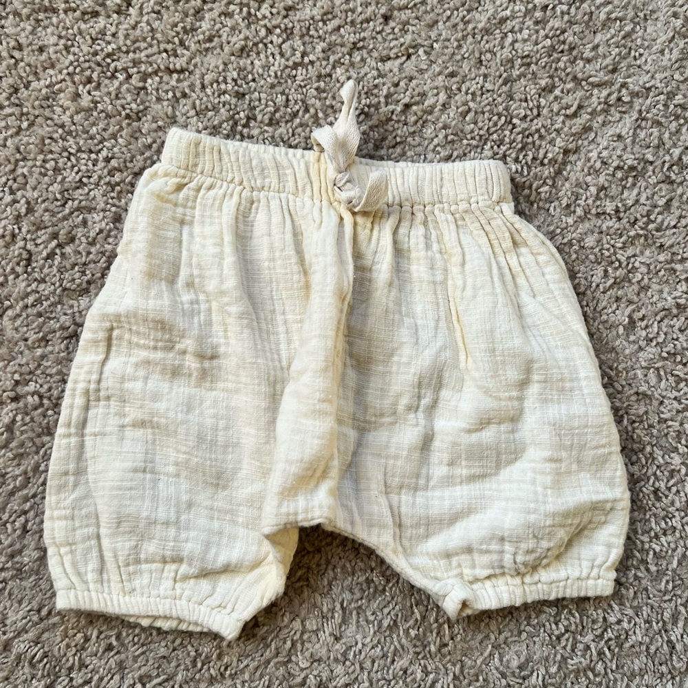 Fin & Vince Organic Cream Baby Shorts